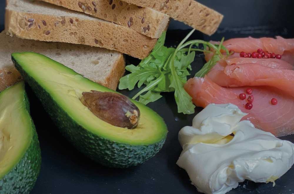 ricetta e ingredienti avocado toast saporido