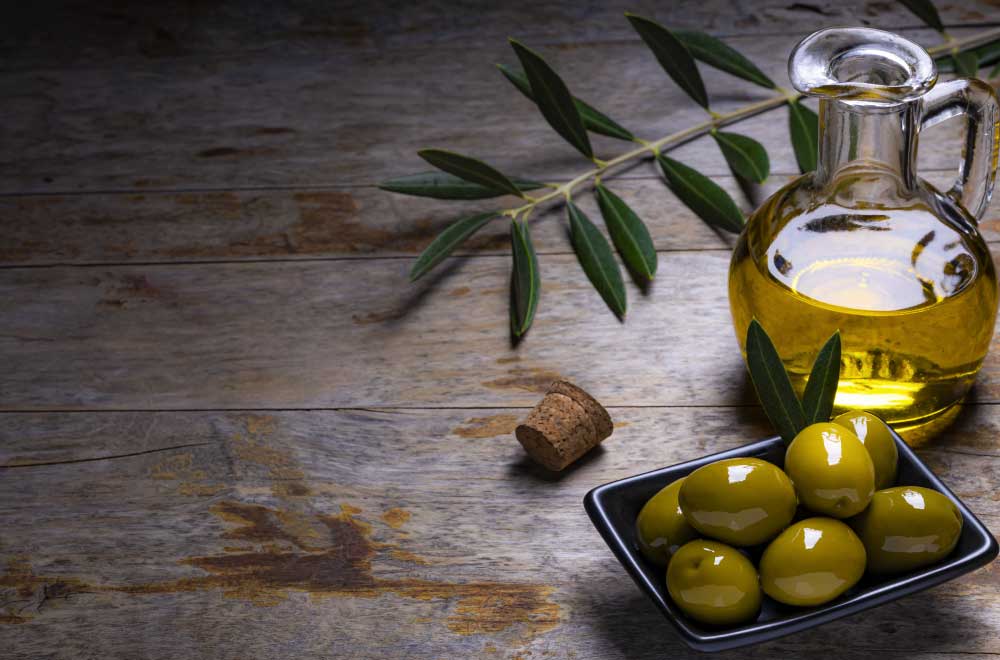 olio-di-oliva-proprietà-rimedi-naturali-usi-saporido