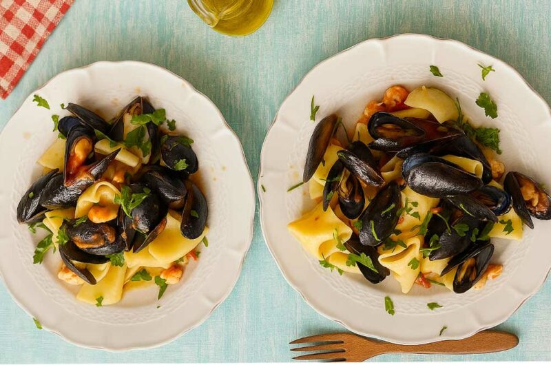 Paccheri con Cozze e Gamberetti